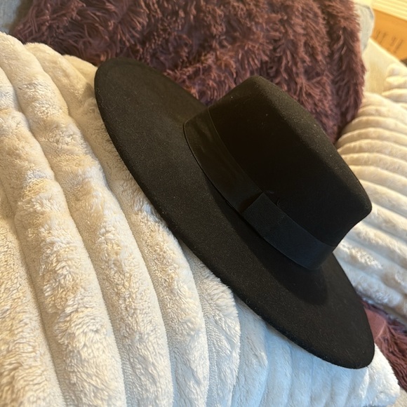 Blk hat - Picture 2 of 6